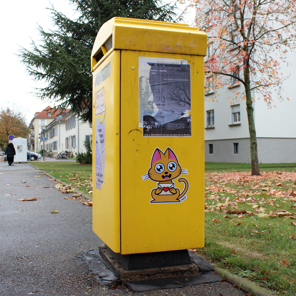 Supacat Street Art Strasbourg - Send Love Cat