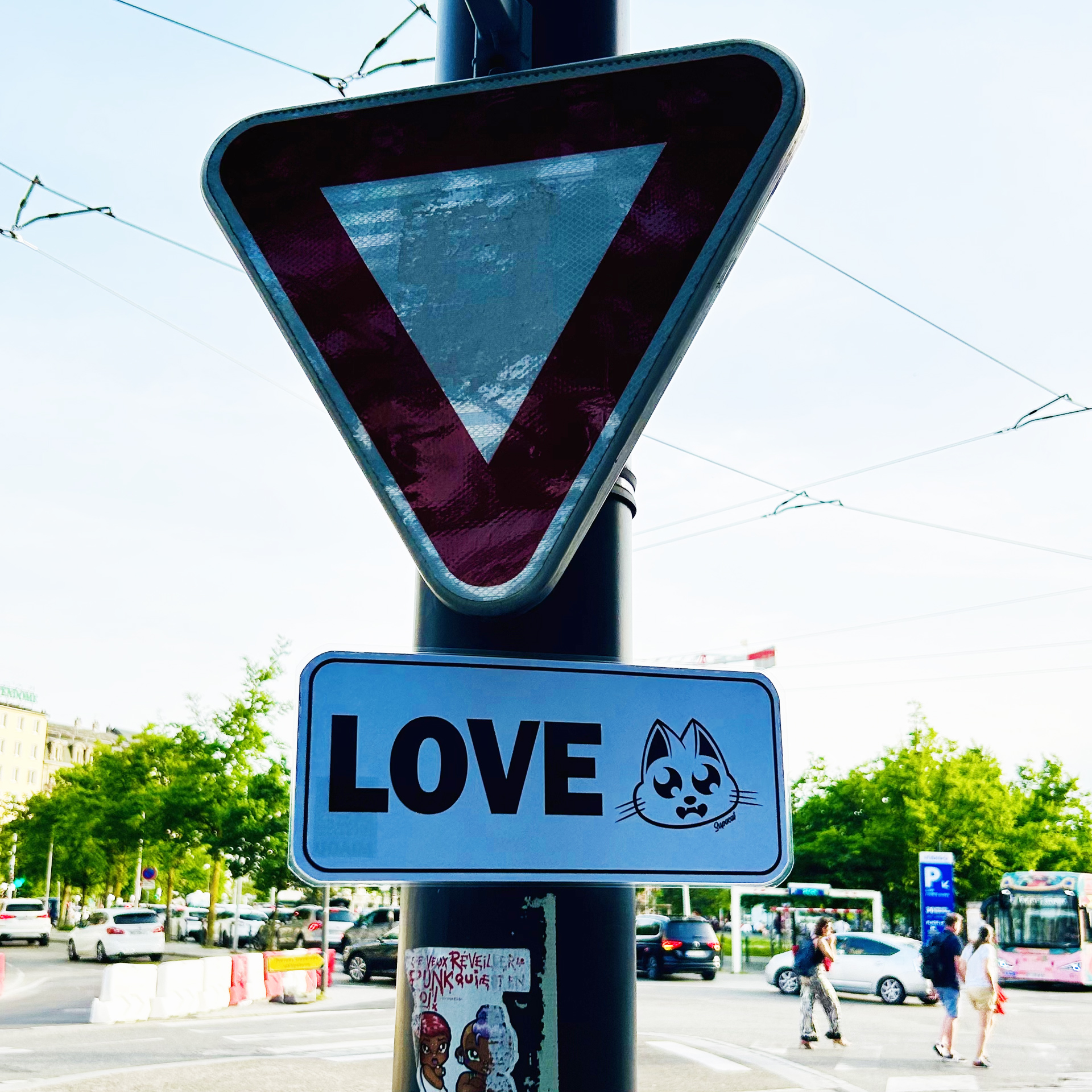 Panneau LOVE Supacat à Strasbourg - Supacat Street Art Strasbourg